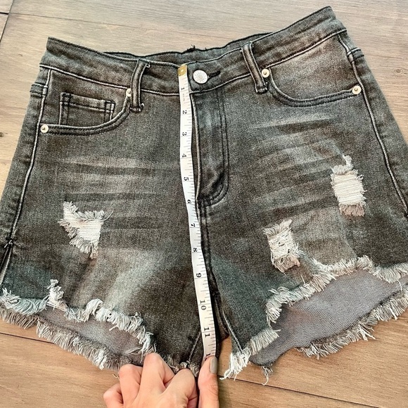 DISTRESSED denim shorts - Picture 3 of 6